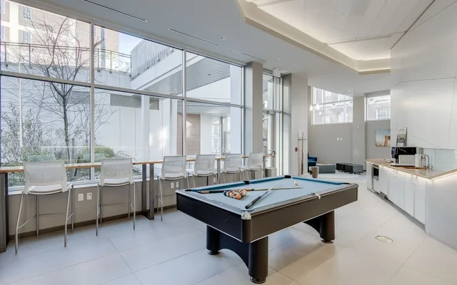 500 Park Avenue Apartments 1