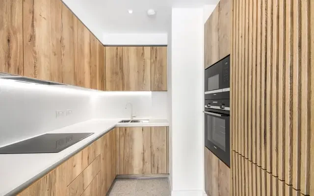 Georgette Apartments, E1 0