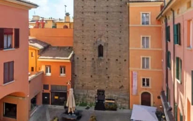 Corte de’ galluzzi 9 1