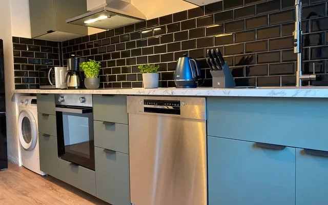 Newly Renovated 2 Room Apartment in the Heart of Prenzlauer Berg 4