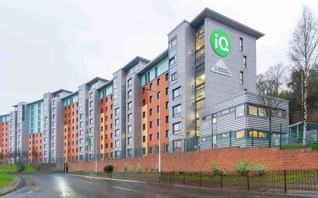 iQ Parker House 2