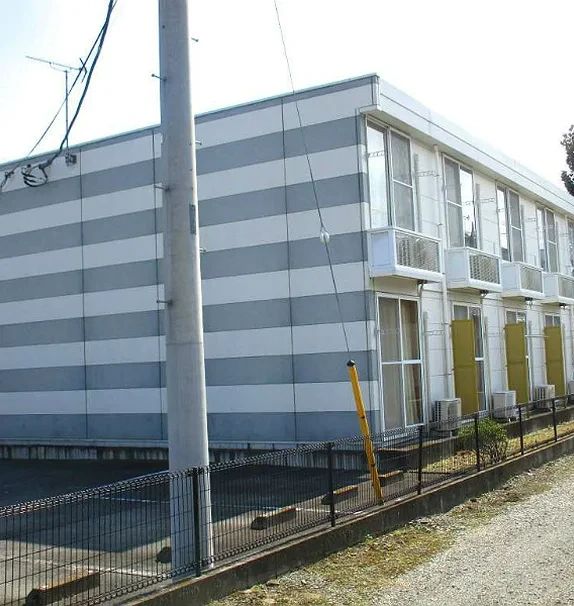 レオパレスグランデ　トミオカ