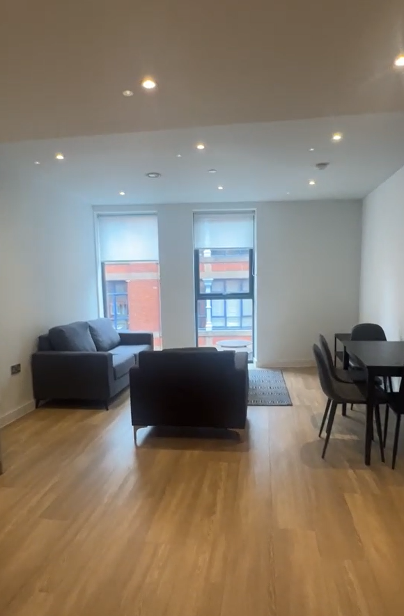 FH-Manchester New Square 2