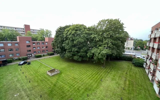 Koelner Landstr., 40589 Dusseldorf 2