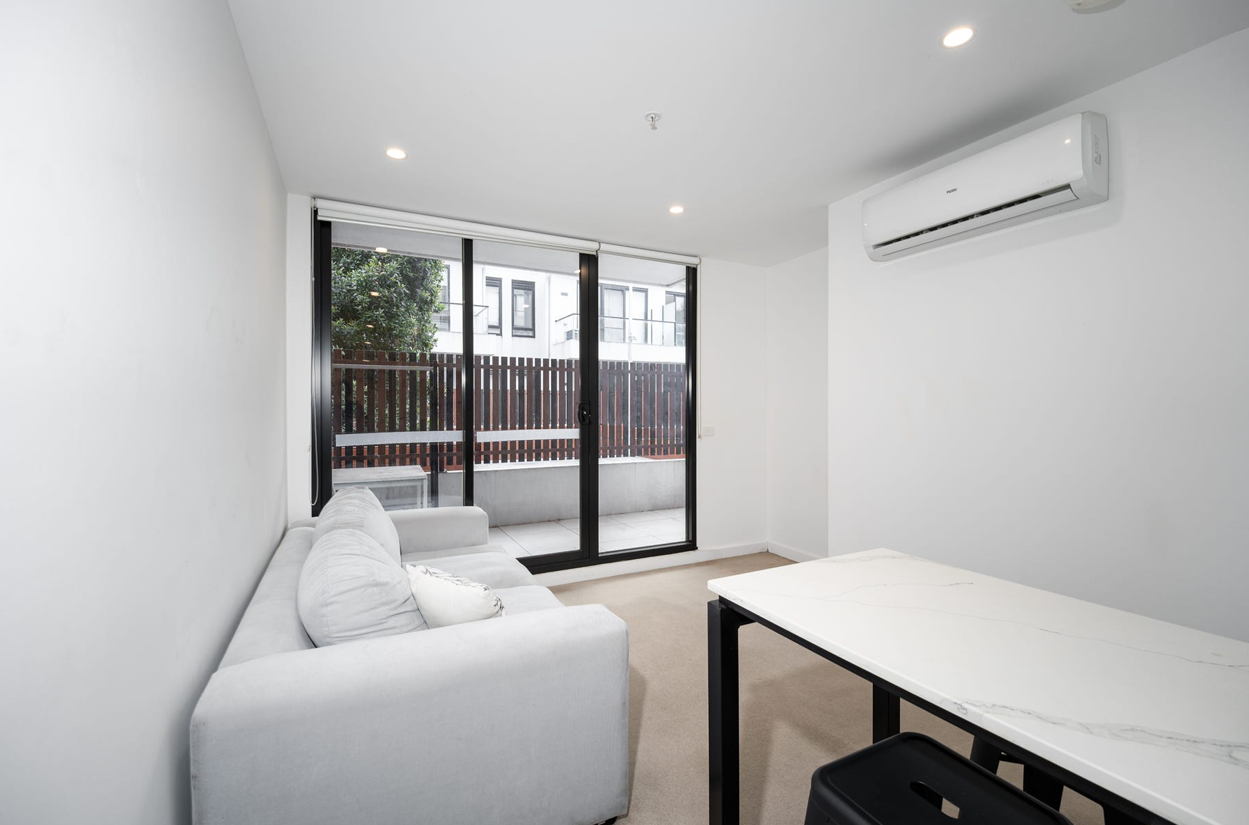 11 Renver Road 2