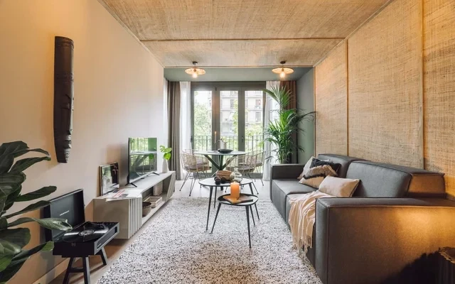 Tagbu - 2 bedrooms and balcony in Eixample Dreta 1