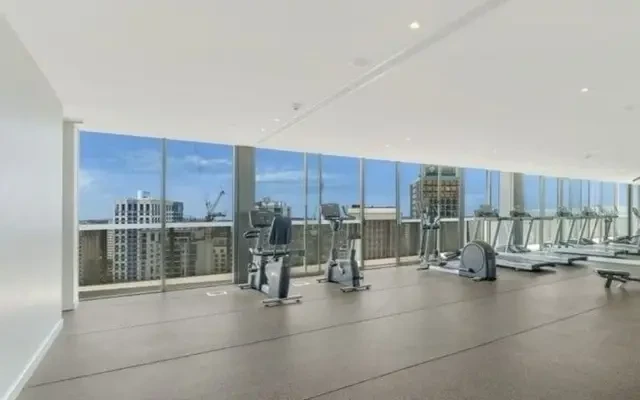 225 Pacific Highway 0