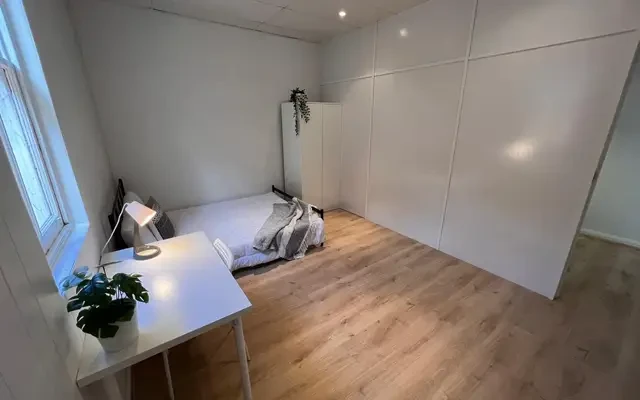 33 George St 3