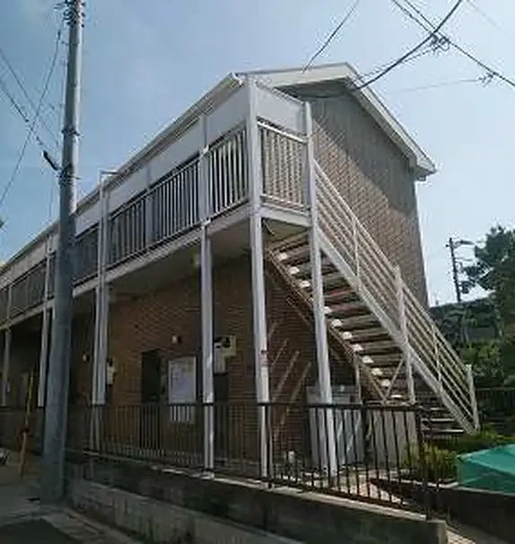 レオパレスアルブル