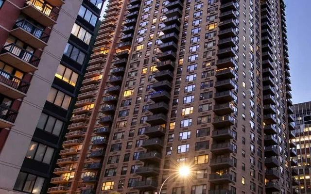 Murray Hill Tower 0