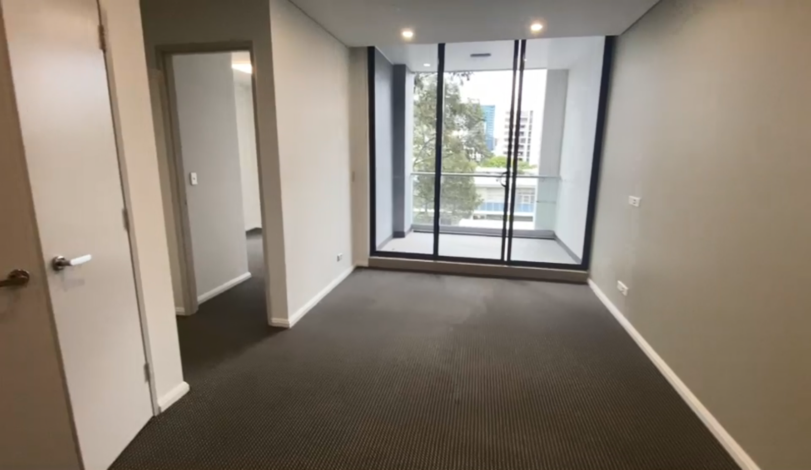 14 Defries Ave