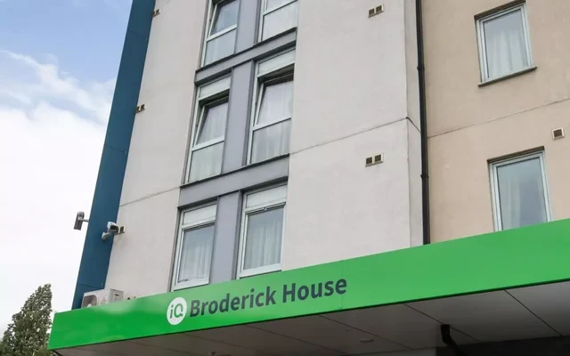 iQ Broderick House 1