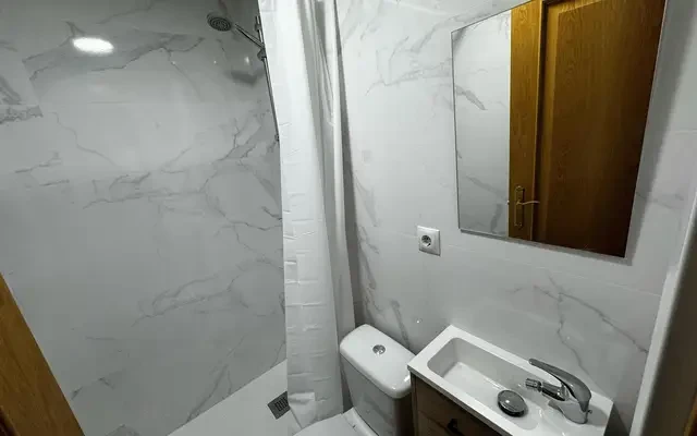 apartment near Calle de Begoña 2