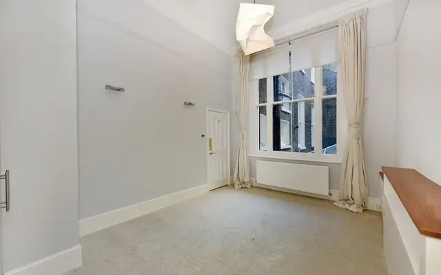 Queen's Gate Place, South Kensington, London, SW7 5NX 4