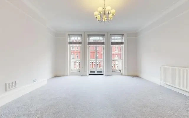 Transept Street 13443# 2