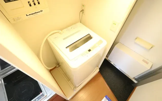 レオパレスグレイスコート 1