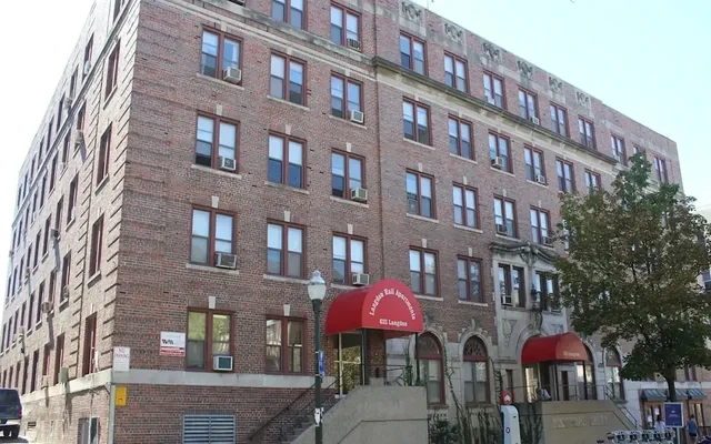 Langdon Hall Apartments - Madison student accommodation