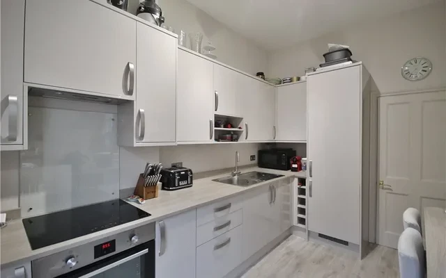 ST - High Street - Guildford student accommodation - 1 Bedroom 1 Bathroom Flat230A