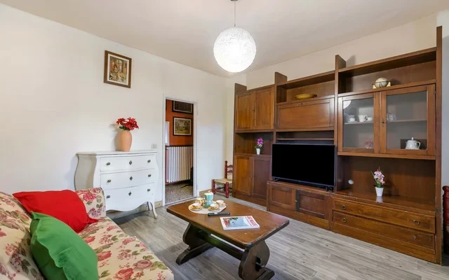 La Lanterna Swimming Pool Retreat 2