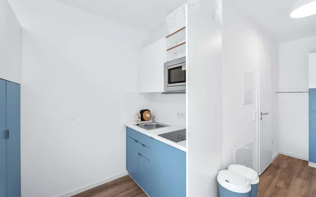 Reduced Rent - Fully furnished studio with balcony - Nearby HTW University 0