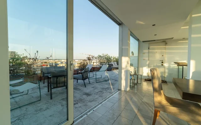 Luxury Penthouse with Stunning View and Hammam 3