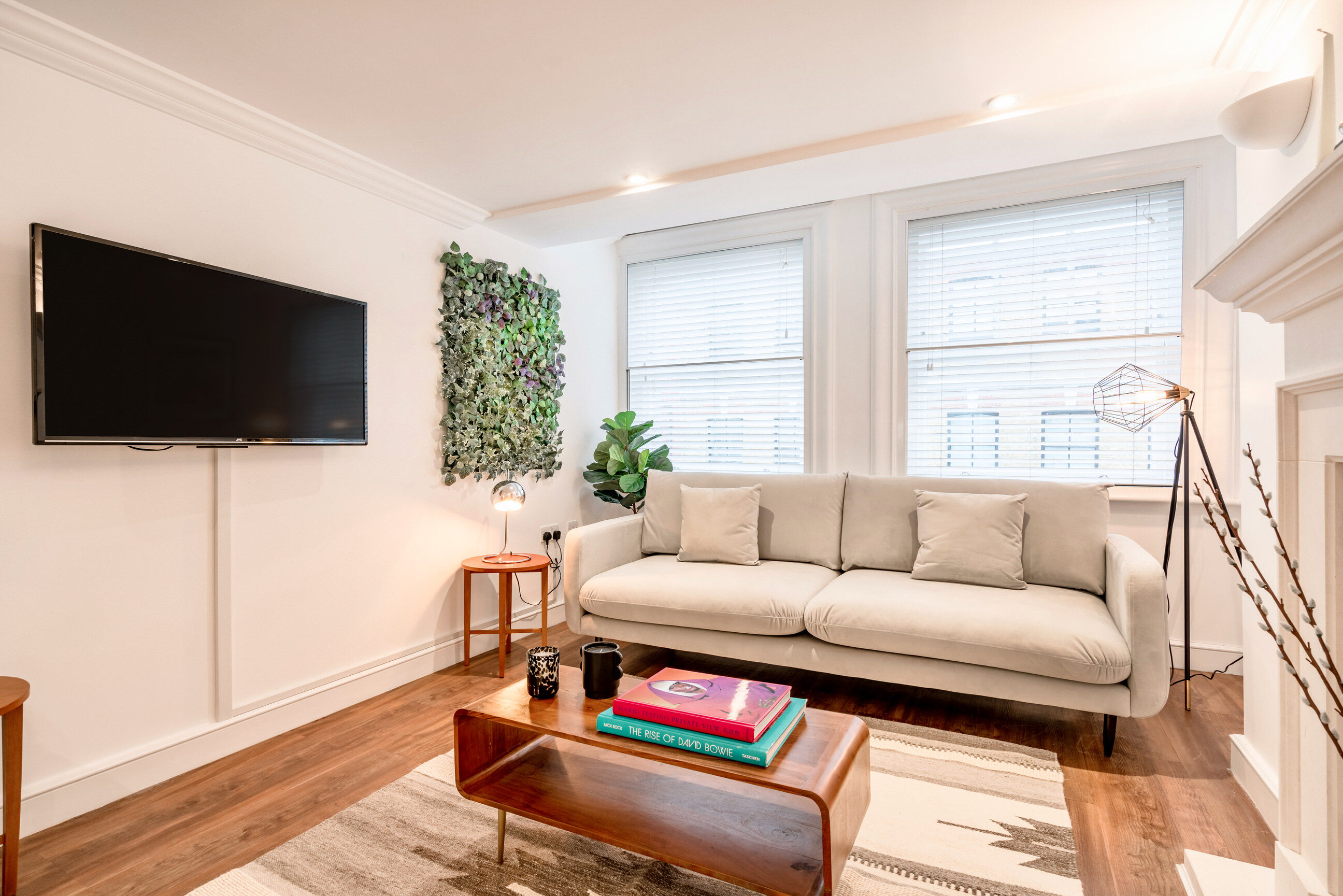 SL-Flat 3, Greek Street 2