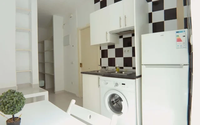 Studio Calle Antonio Zamora 0