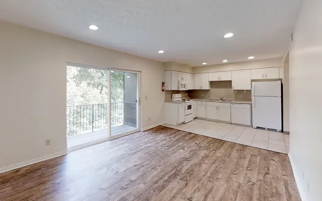 2135 Iuka Ave 1
