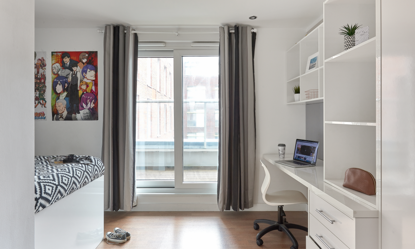 Penthouse Ultra Plus