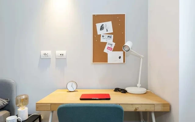 Moderno appartamento con 2 camere da letto a Milano 4