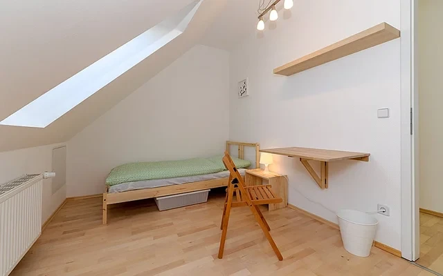 Holzmannstrasse 6DE-01-216M 1
