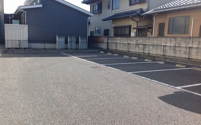 レオパレスラピス 1