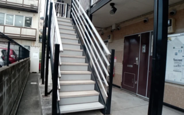 レオパレスあかね 1