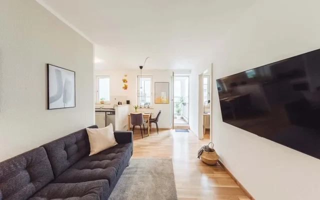 Perfect 3-room apartment at Torstr. with balcony, Berlin 0