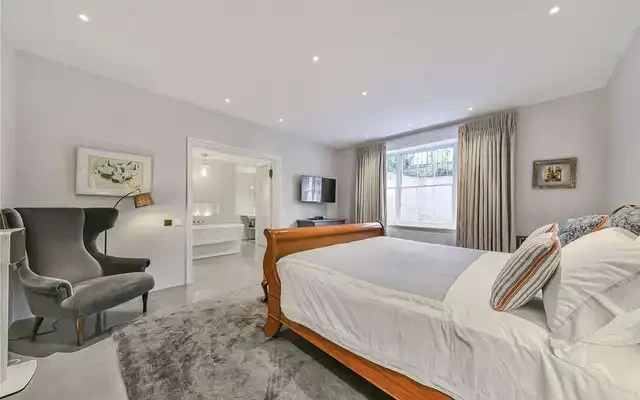 Gloucester Avenue 3