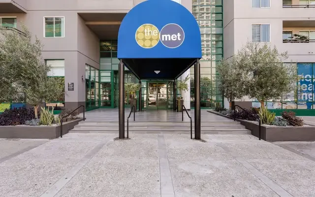The Met 1