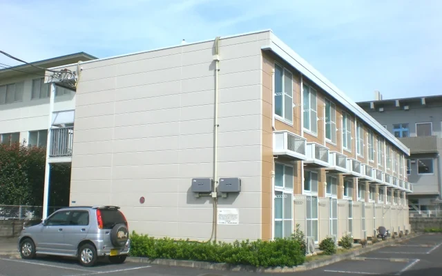 レオパレスフローラ 0