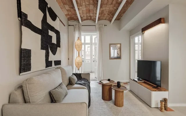 Pacaya - 2 bedrooms, office and balcony in Eixample Dreta 3