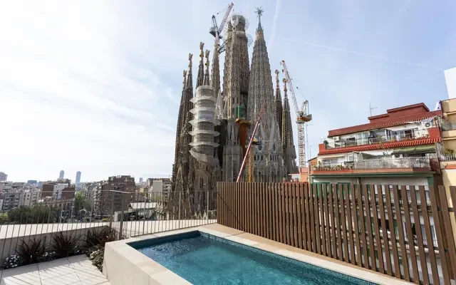 apartment in La Sagrada Família (Eixample) 1