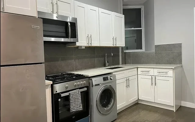 291 Pleasant Avenue 0