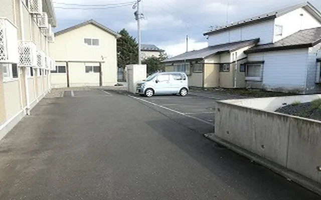 レオパレスピースフル 4