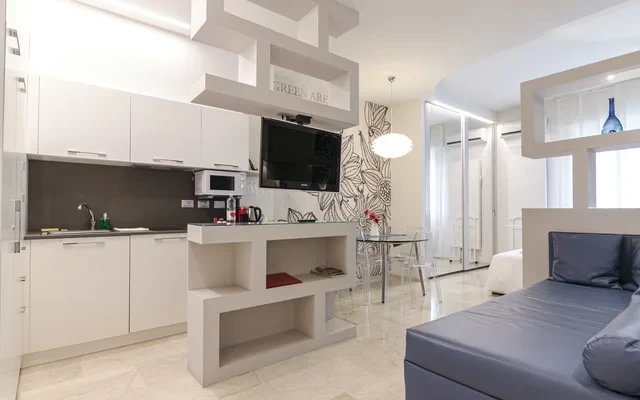 Via Giovanni Amendola 1