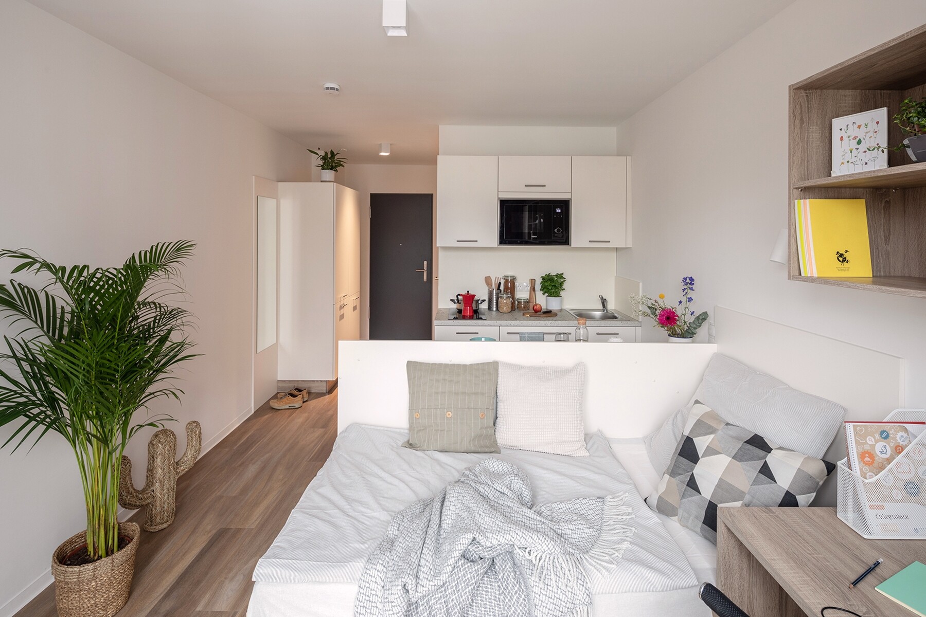 uhomes.com | Student Accommodation, Housing, Flats, Apartments for Rent