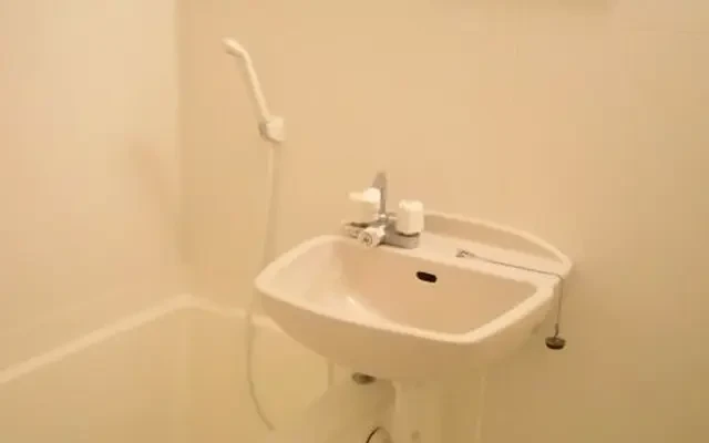 レオパレスウィステリア 3