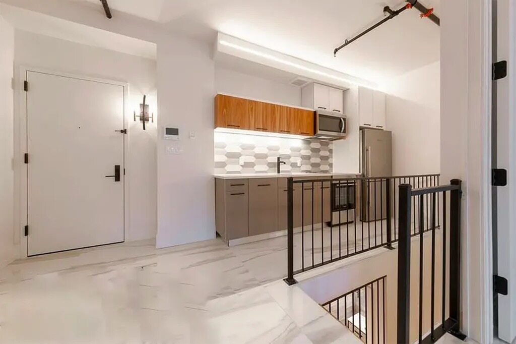 987 Willoughby Avenue, New York 3