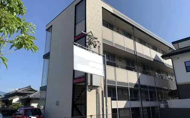 レオパレスラフォーレ長野 0