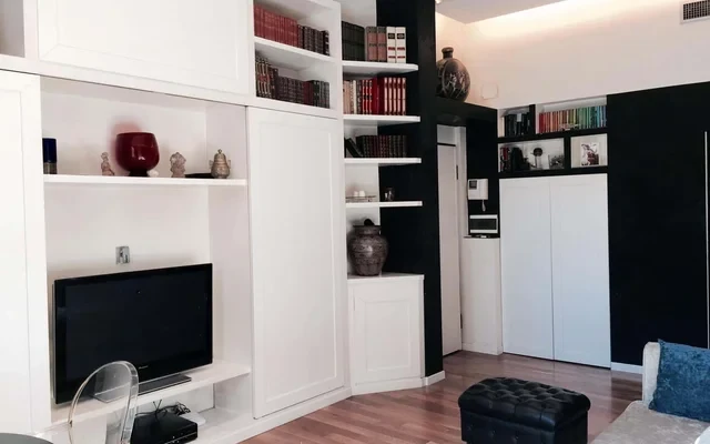 Apartment in Via Vincenzo Foppa, Milano for 65 m² with 1 bedrooms 0