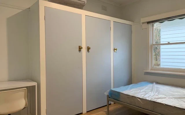 8 Inverness Avenue - ที่พักนักศึกษาในเมลเบิร์น - Share bathroom