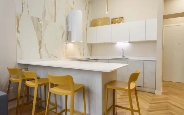 Valori Chic 4