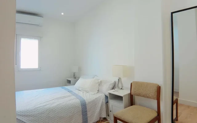 Apartment Calle Dona Berenguela 4
